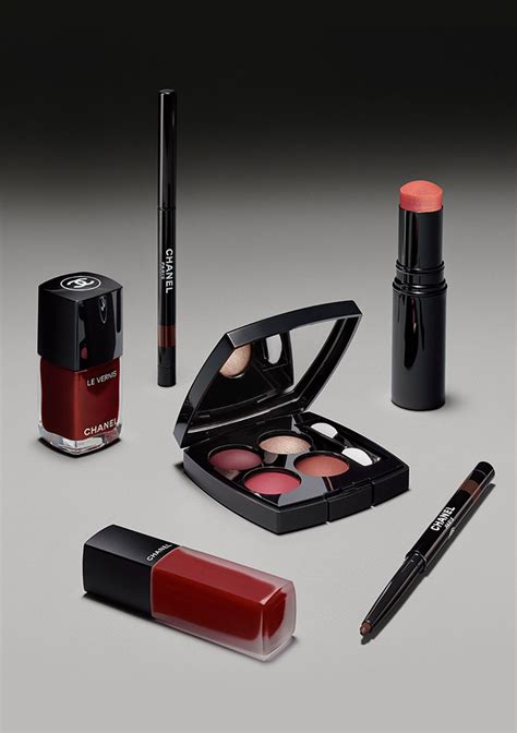 collection maquillage chanel automne 2020|Chanel fashion collection 2020.